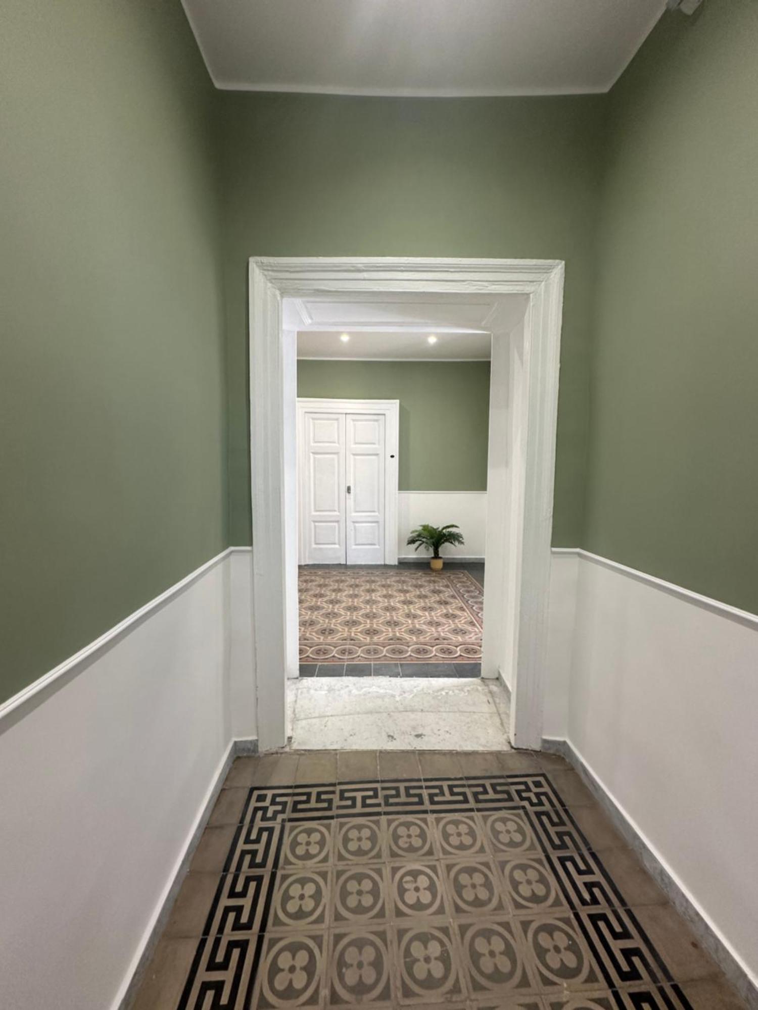 Flo' Hotel Наполи Екстериор снимка